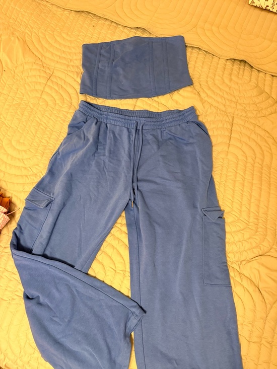 No Boundaries Pants - No Boundaries Blue Strapless Tube Top & Cargo Sweatpants Set